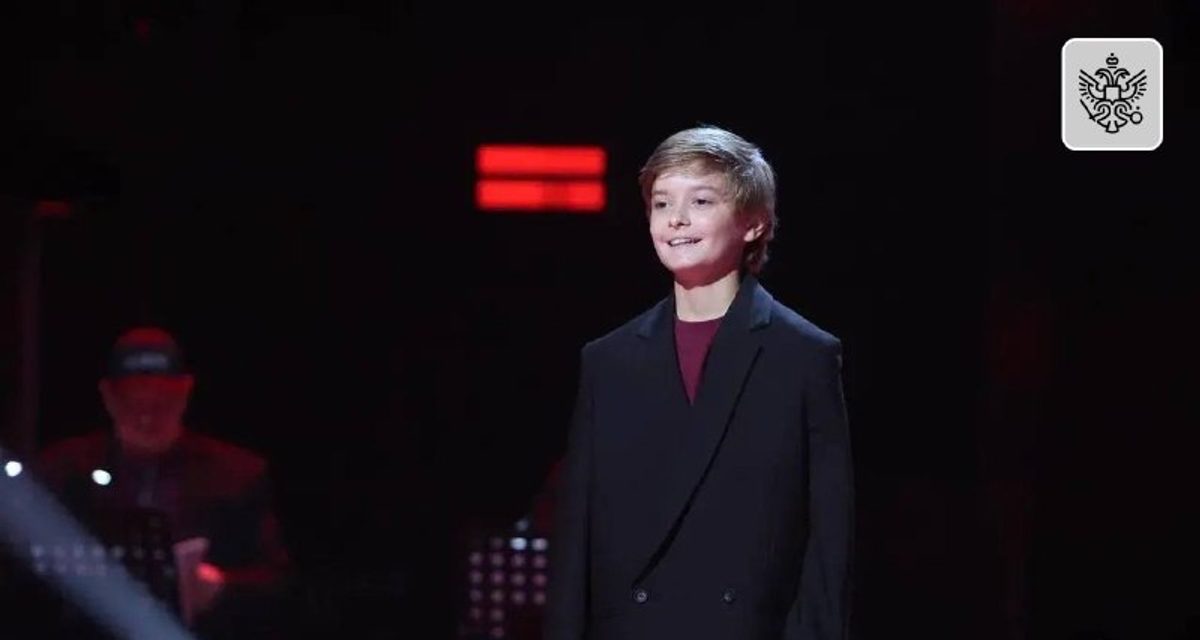 Платон Парамонов развернул все четыре кресла в «Голосе. Дети» и выбрал команду Гагариной